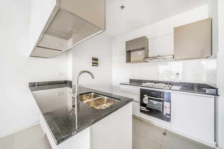 Balbin 4059 - cocina A